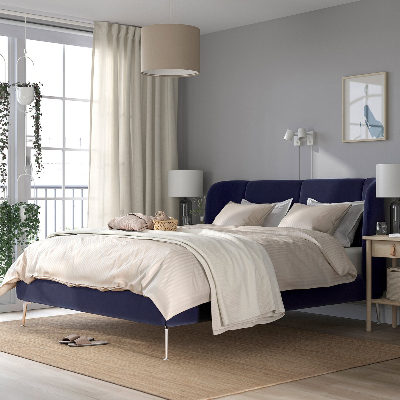 TUFJORD in a room