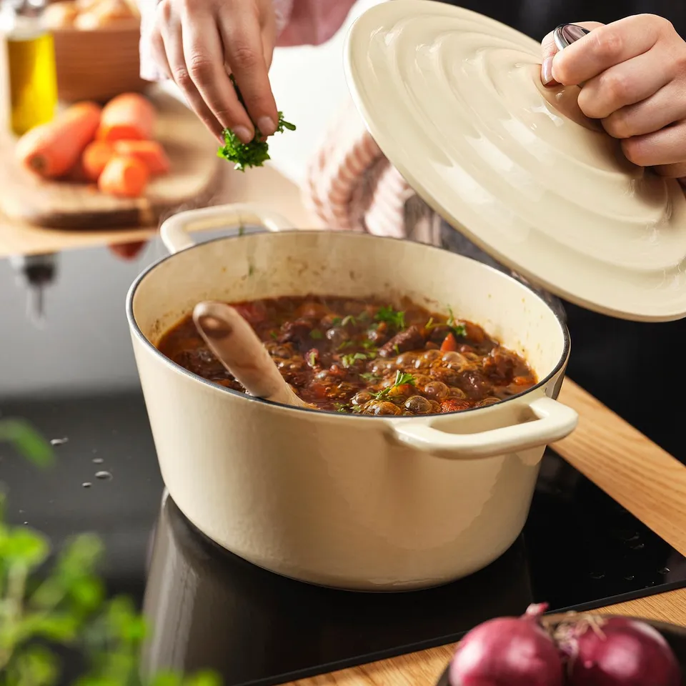 part: VARDAGEN casserole with lid