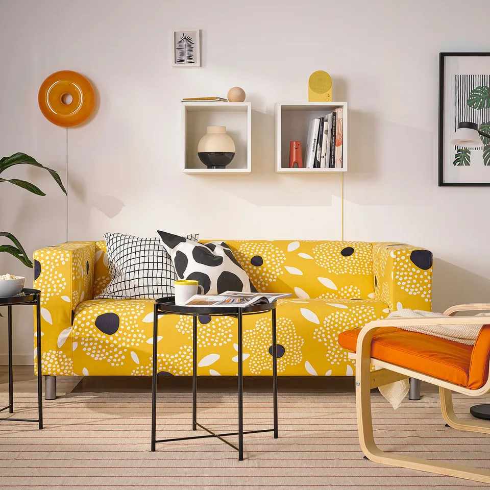 KLIPPAN in a room