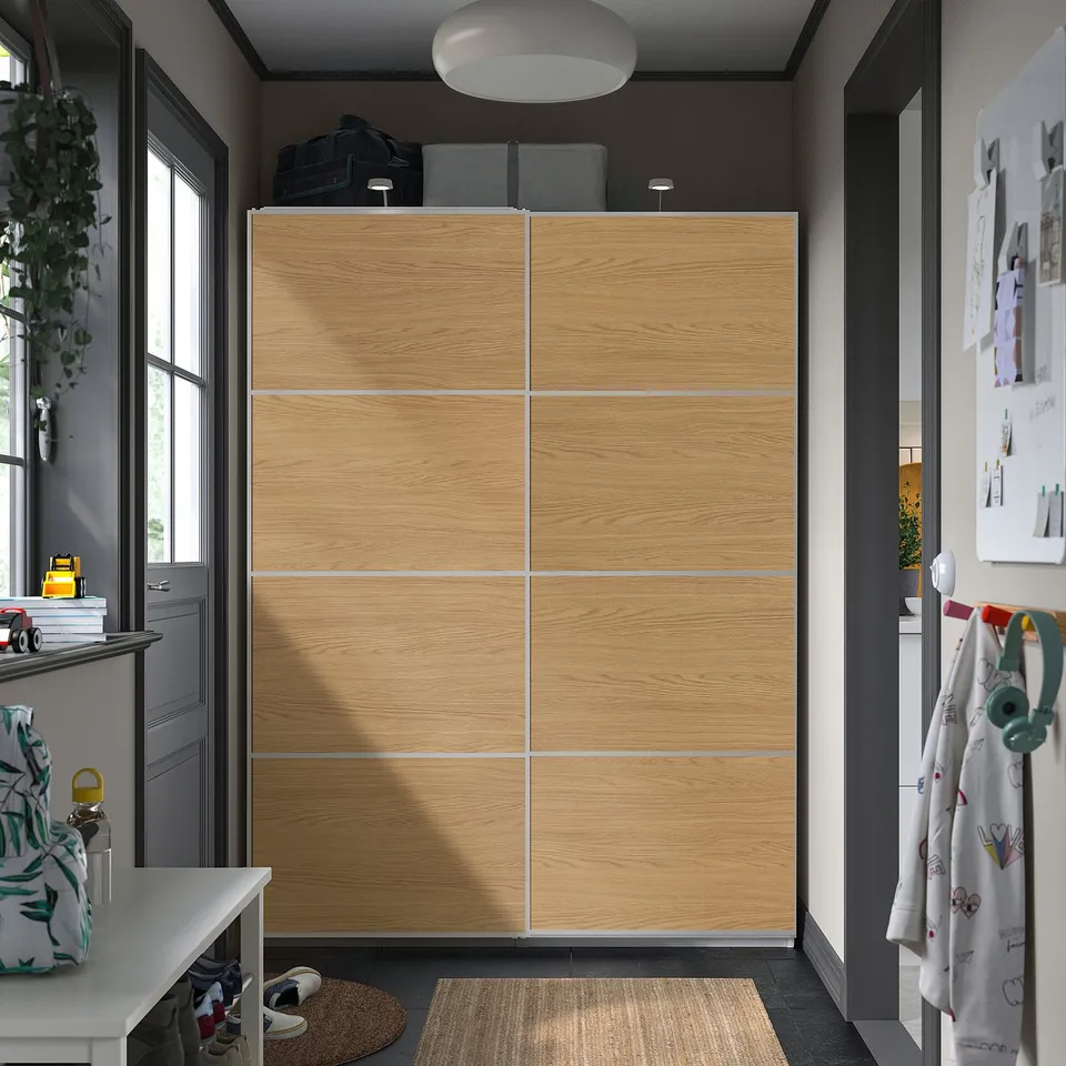 PAX / MEHAMN in a room