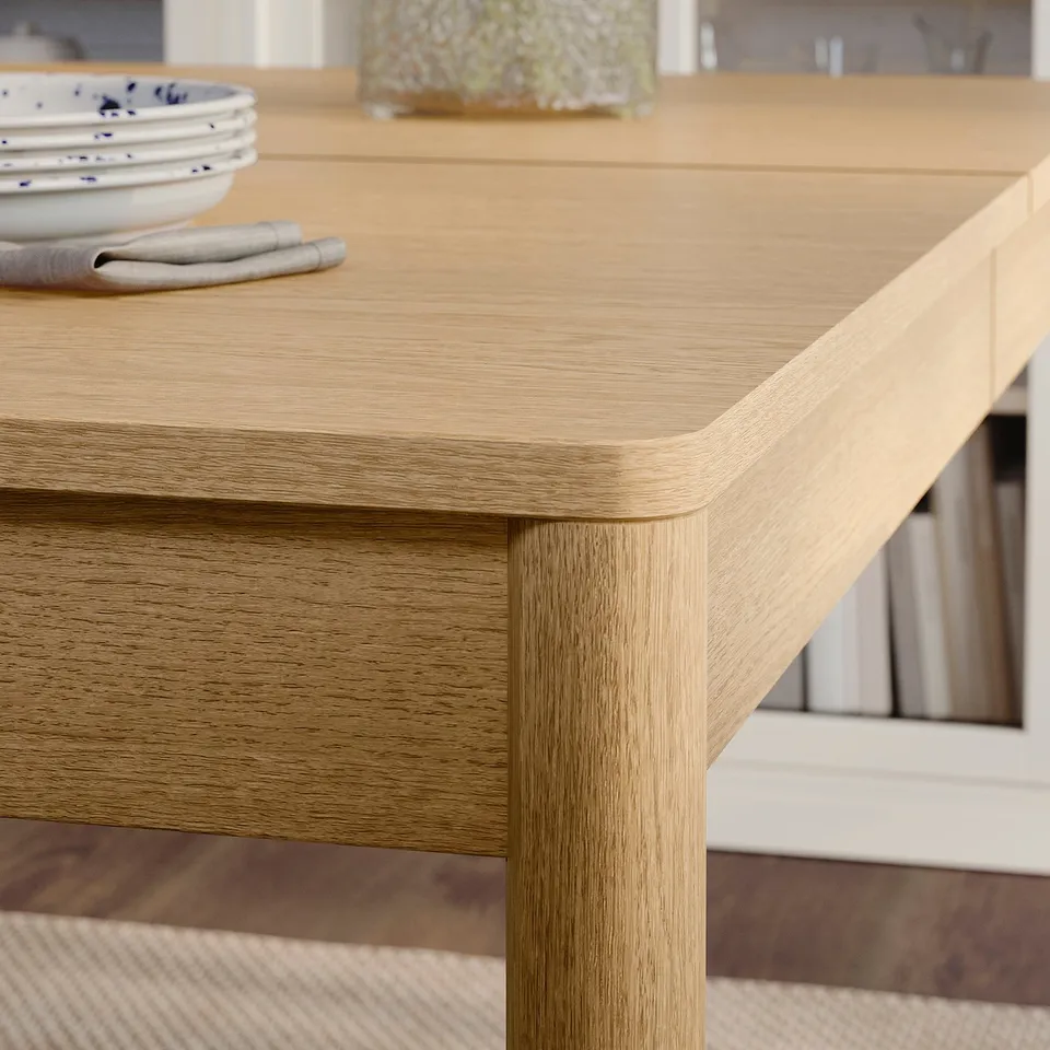 TONSTAD / TONSTAD Table and 4 chairs, oak veneer/Fridtuna light beige oak effect, 140/196x85 cm