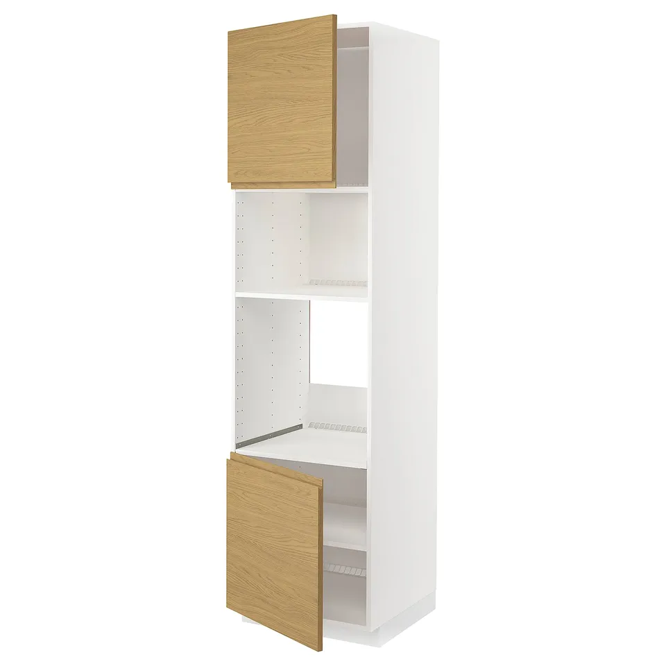 White METOD kitchen unit with oak fronts, open door, 25-yr guarantee.