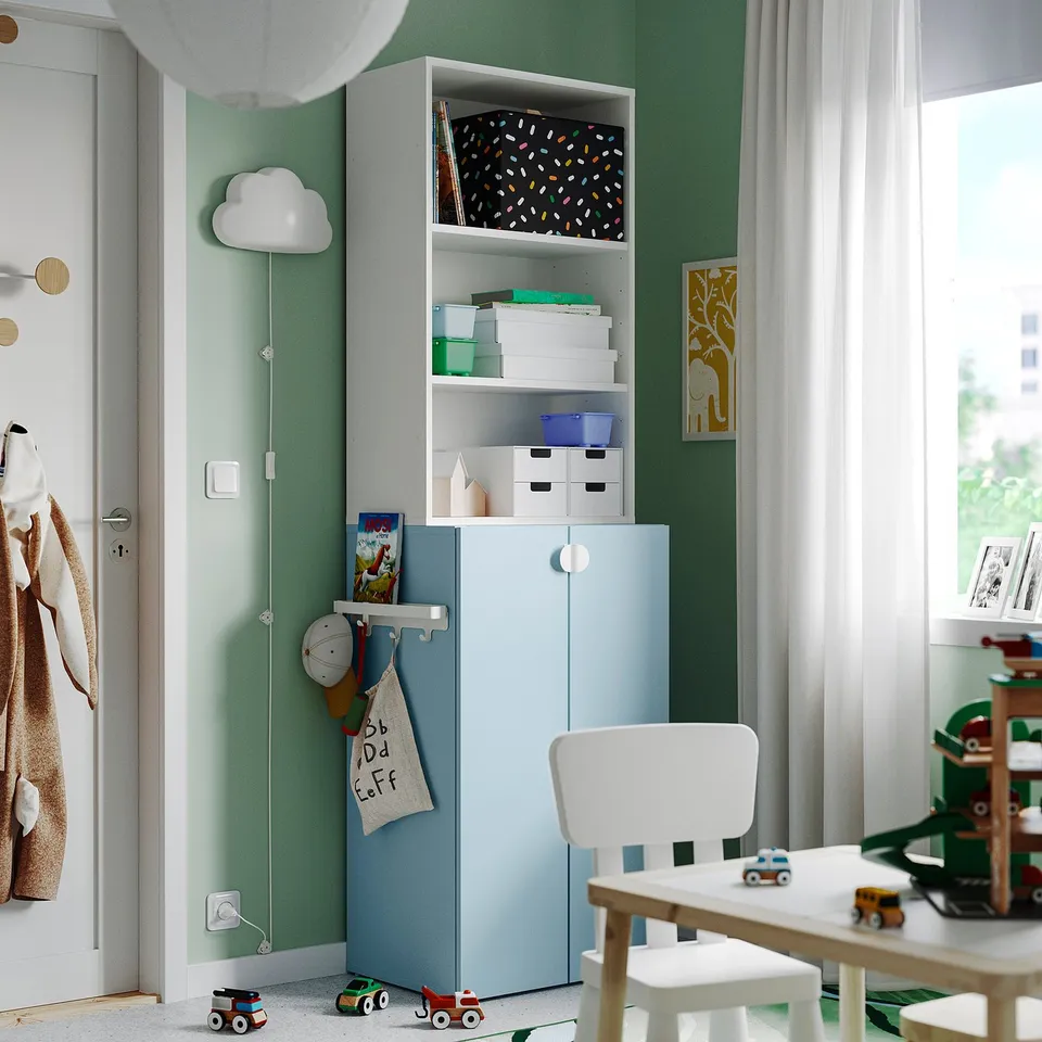 LASTARE in a room