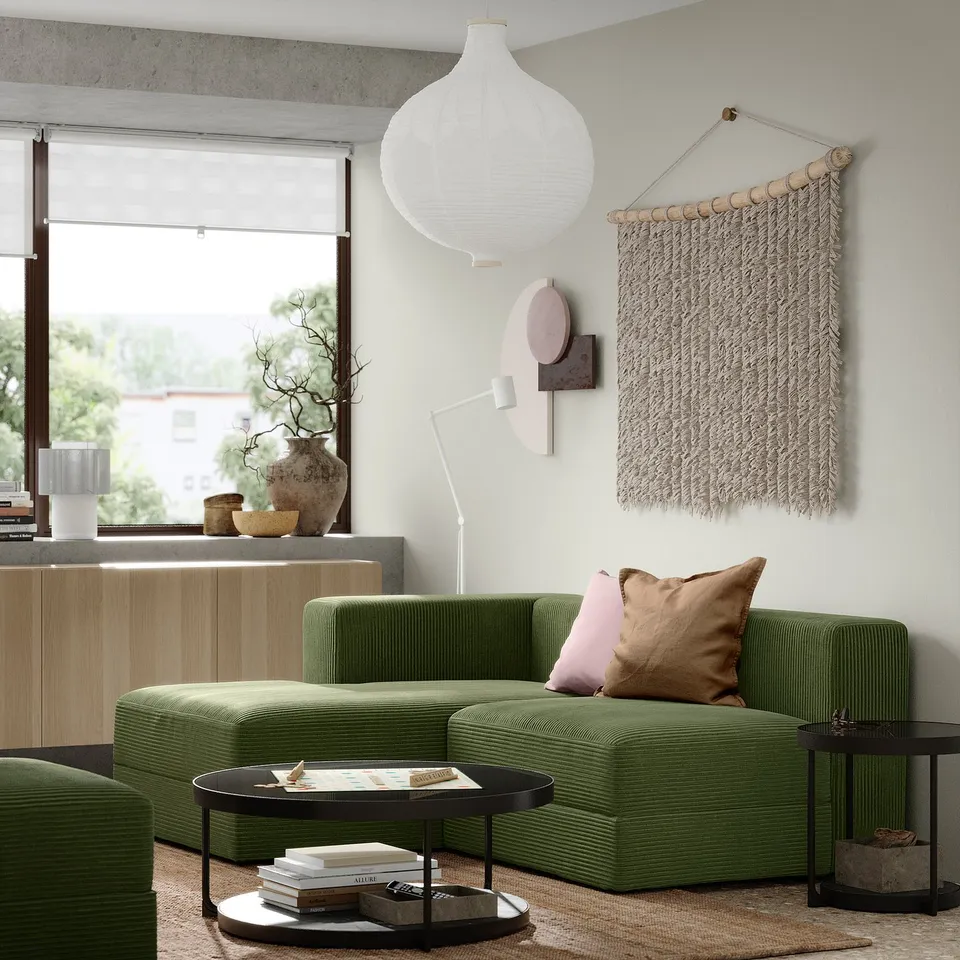 JÄTTEBO in a room