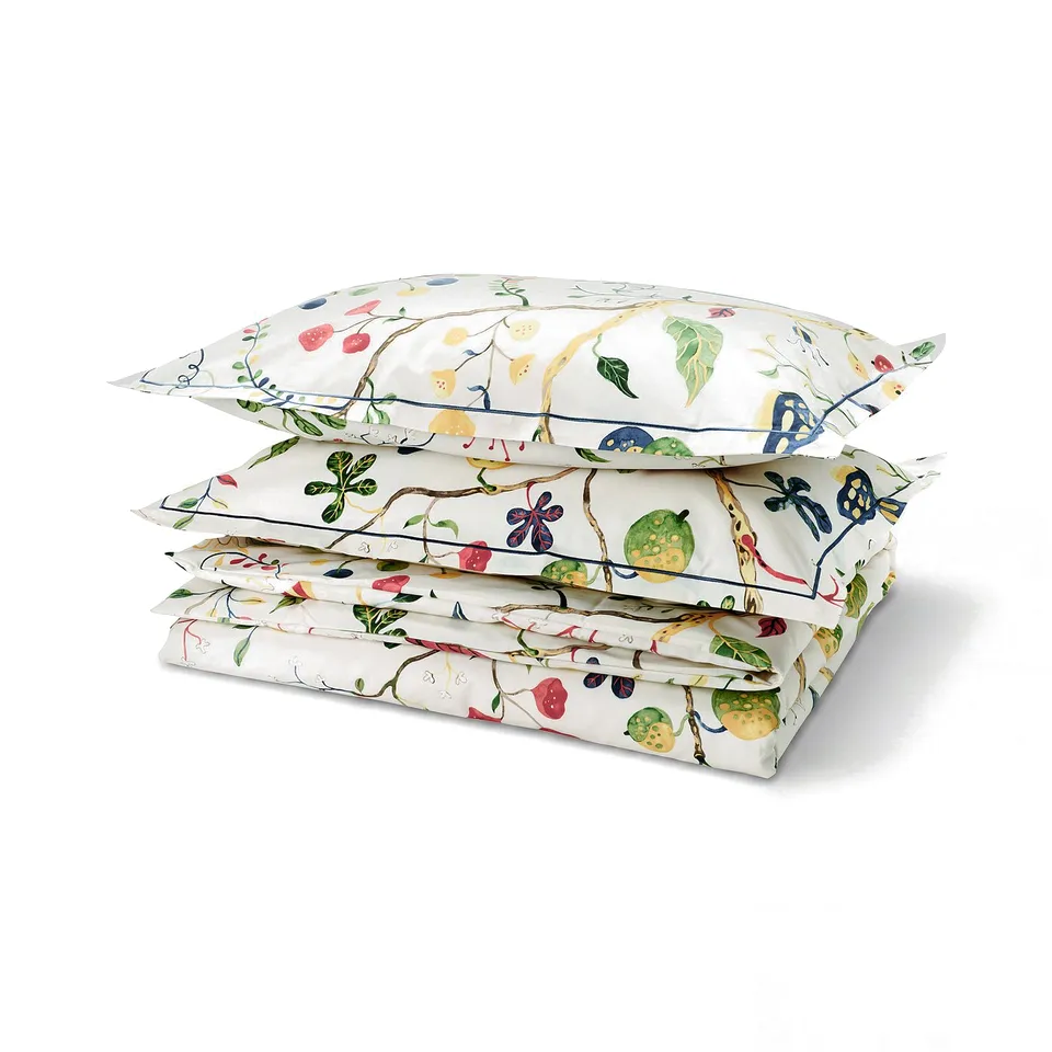 KRONBUSKE duvet set, white, floral design, folded; 57% cotton, 43% lyocell.
