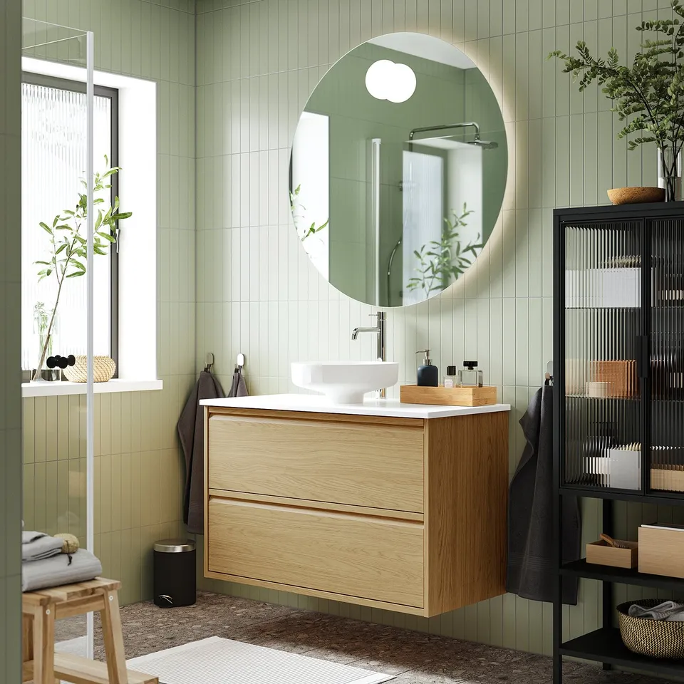 ÄNGSJÖN / LERSJÖN in a room