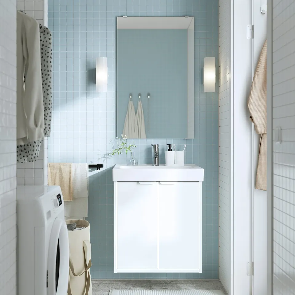 ORRSJÖN in a room