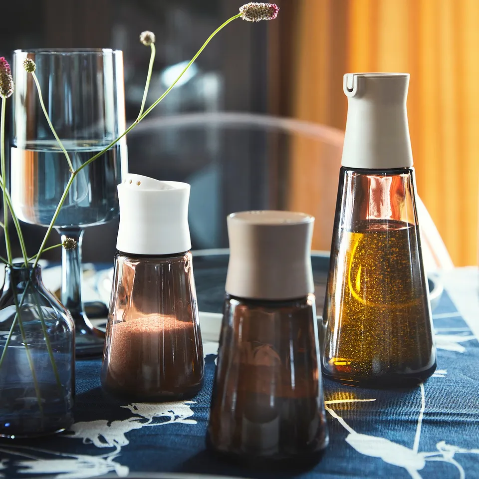part: HALVTOM bottle with pour spout