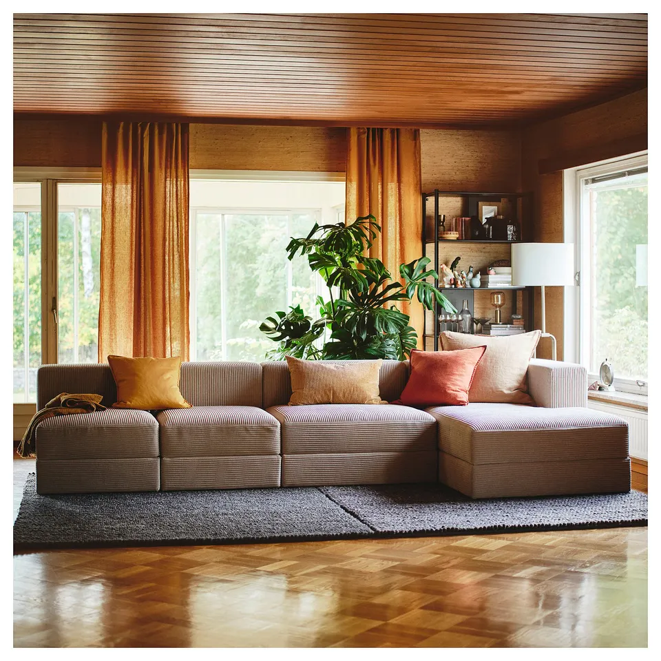 JÄTTEBO in a room