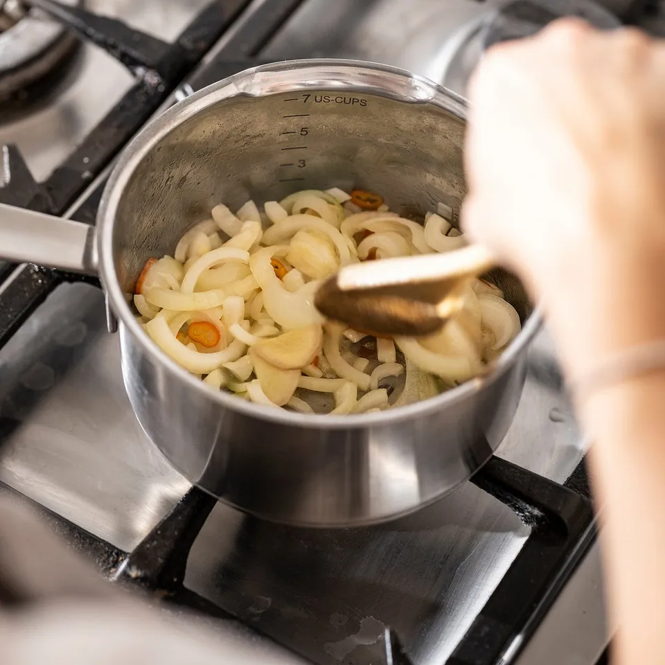 part: HEMKOMST saucepan with lid