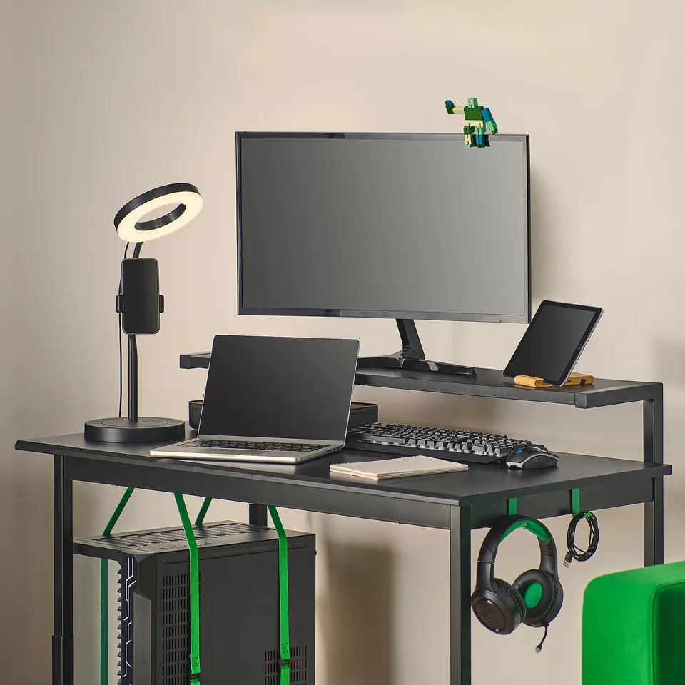 part: UTVISNING gaming desk with shelf