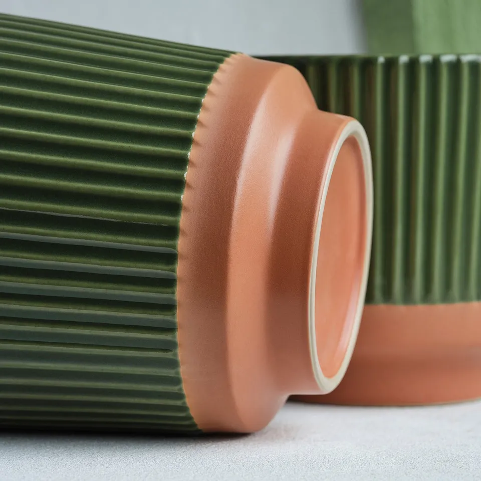MÄVINN Plant pot, green/sand