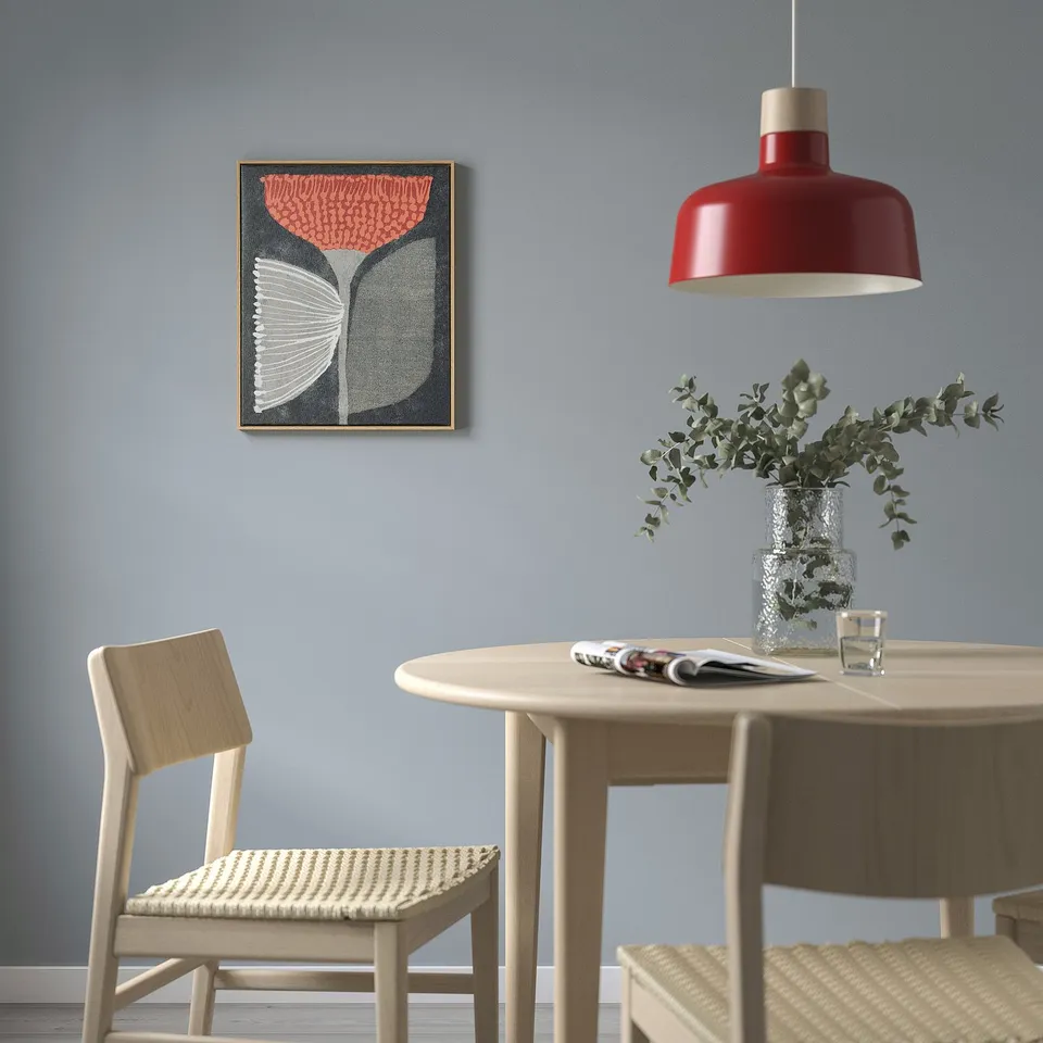 BLODFLÄDER in a room