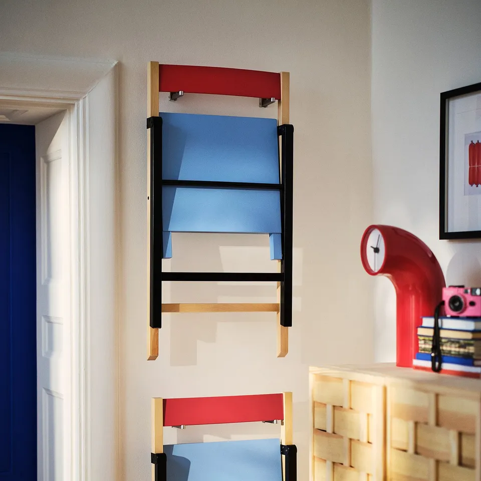 IKEA PS 2026 Folding chair, birch blue/black red