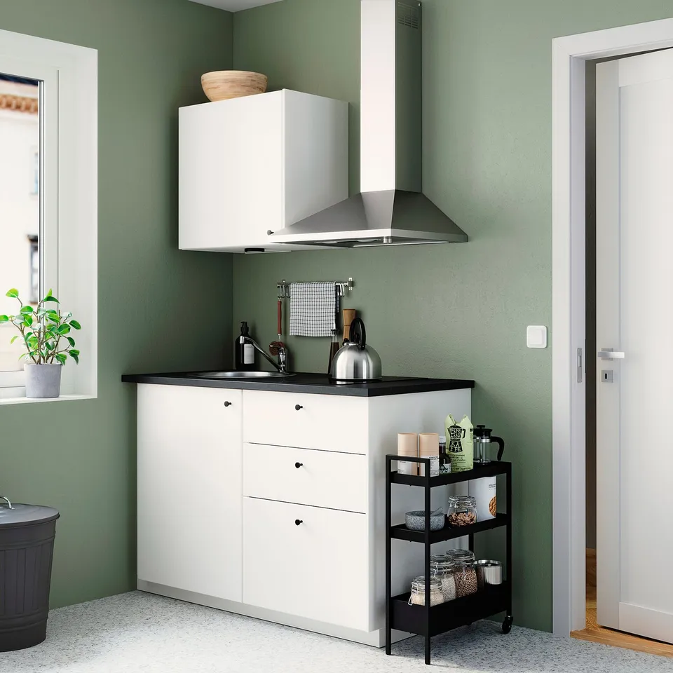 NISSAFORS in a room
