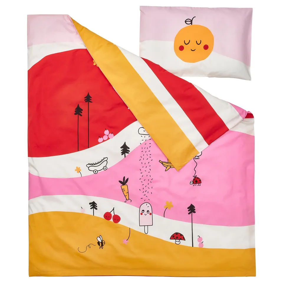 GRÖNFINK baby duvet, colourful, playful, safe zippers, cotton & recycled polyester, vibrant stripes & friendly illustrations.