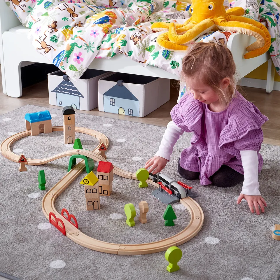 part: LILLABO 45-piece train set with rail
