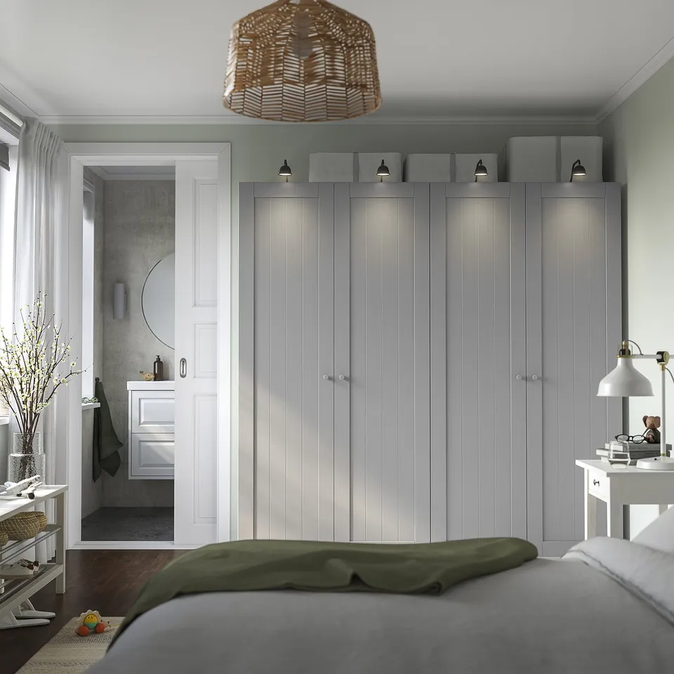 PAX / GULLABERG in a room