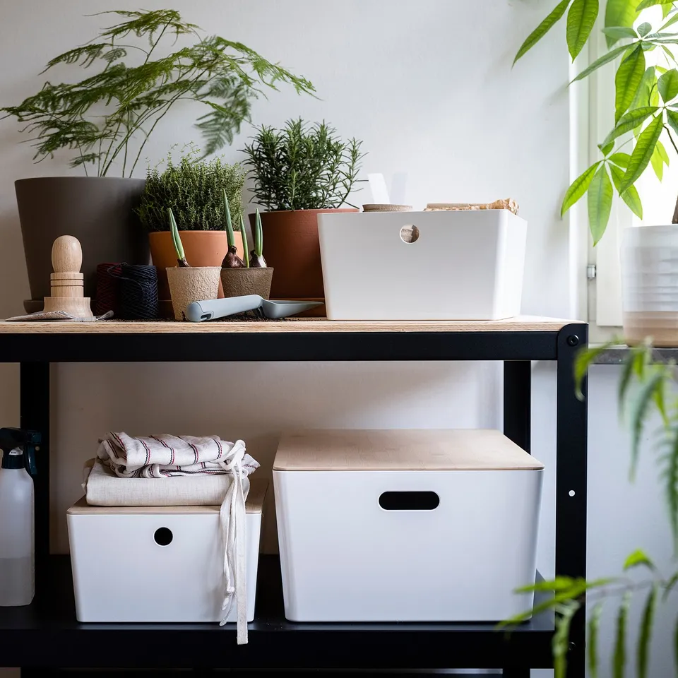 part: KUGGIS box