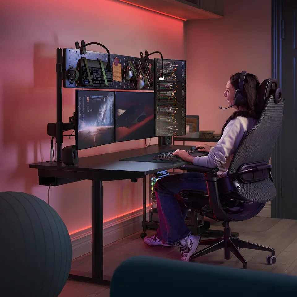 part: MÅLOMRÅDE gaming desk sit/stand