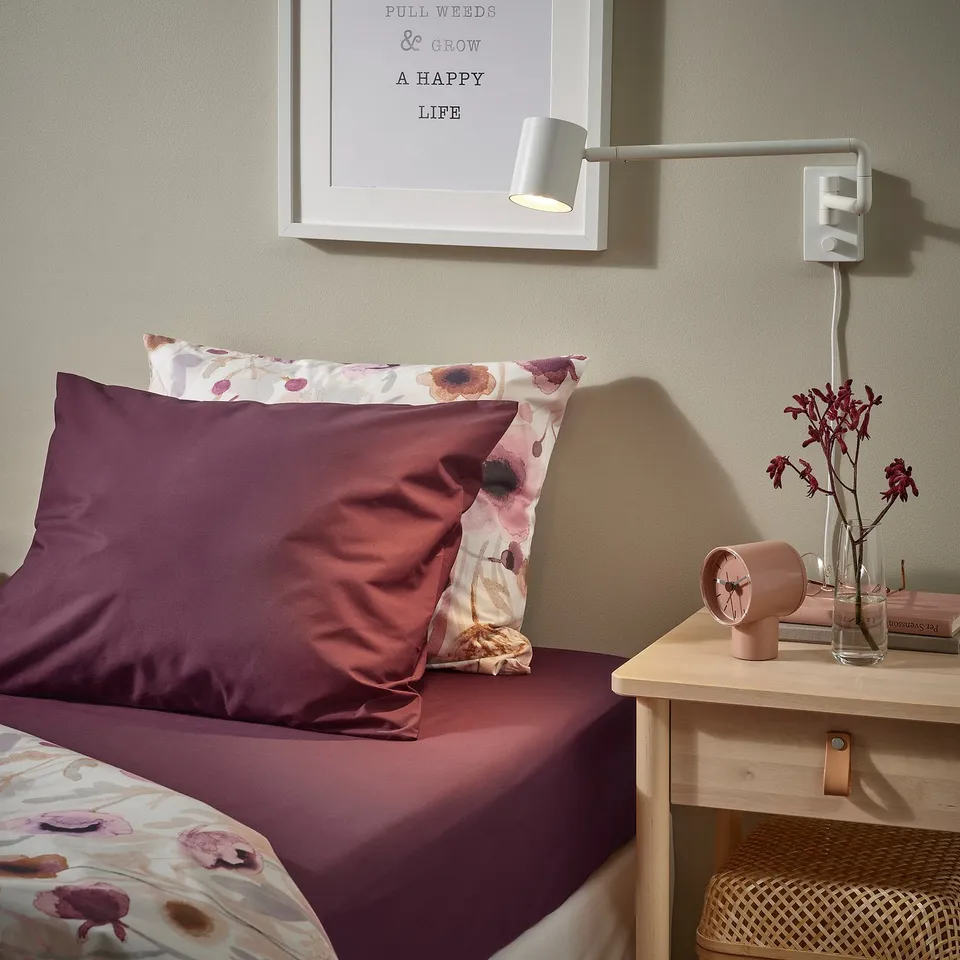 ULLVIDE in a room