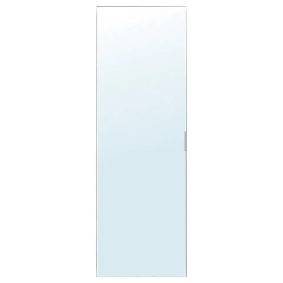 Depicts a STRAUMEN door in white, featuring a sleek, minimalist design with a mirror finish, framed in anodized aluminium.