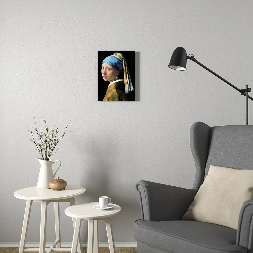 PJÄTTERYD in a room