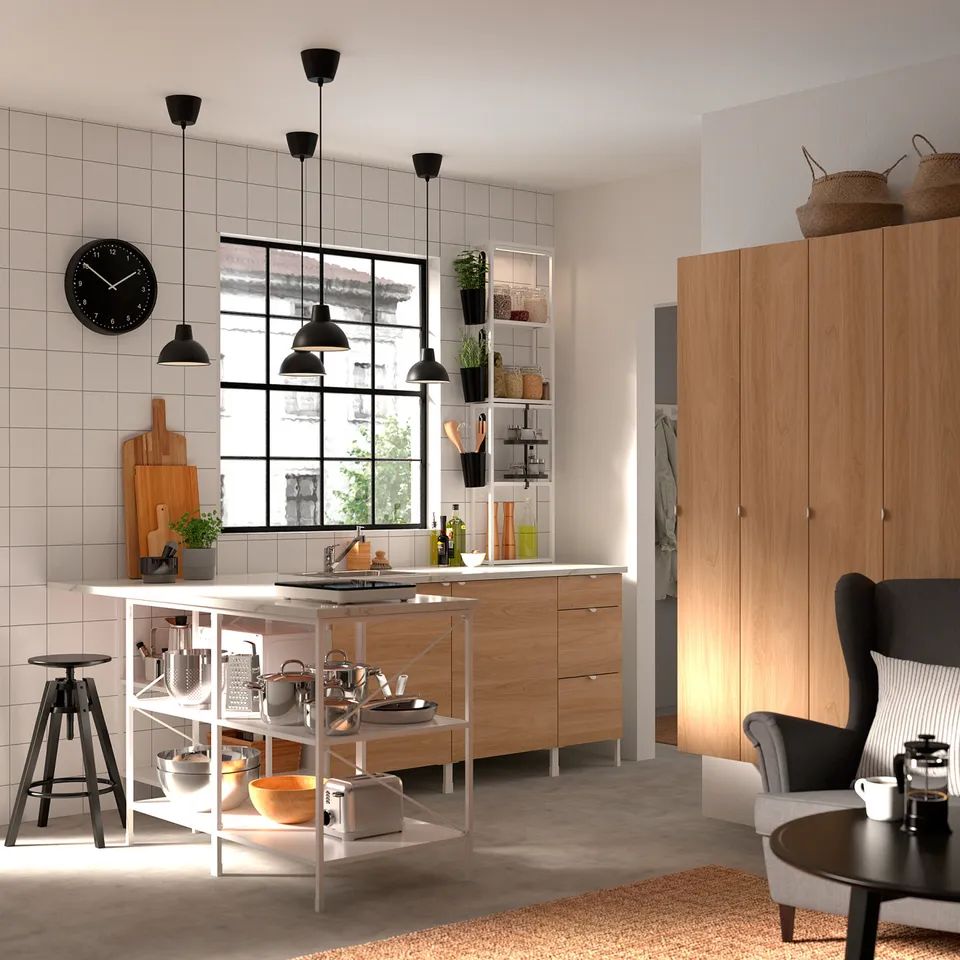ENHET in a room