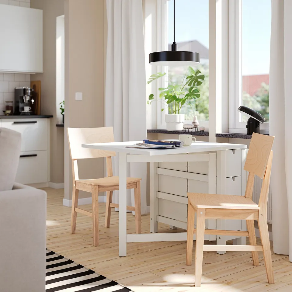 NORDEN / KARSKÄR in a room