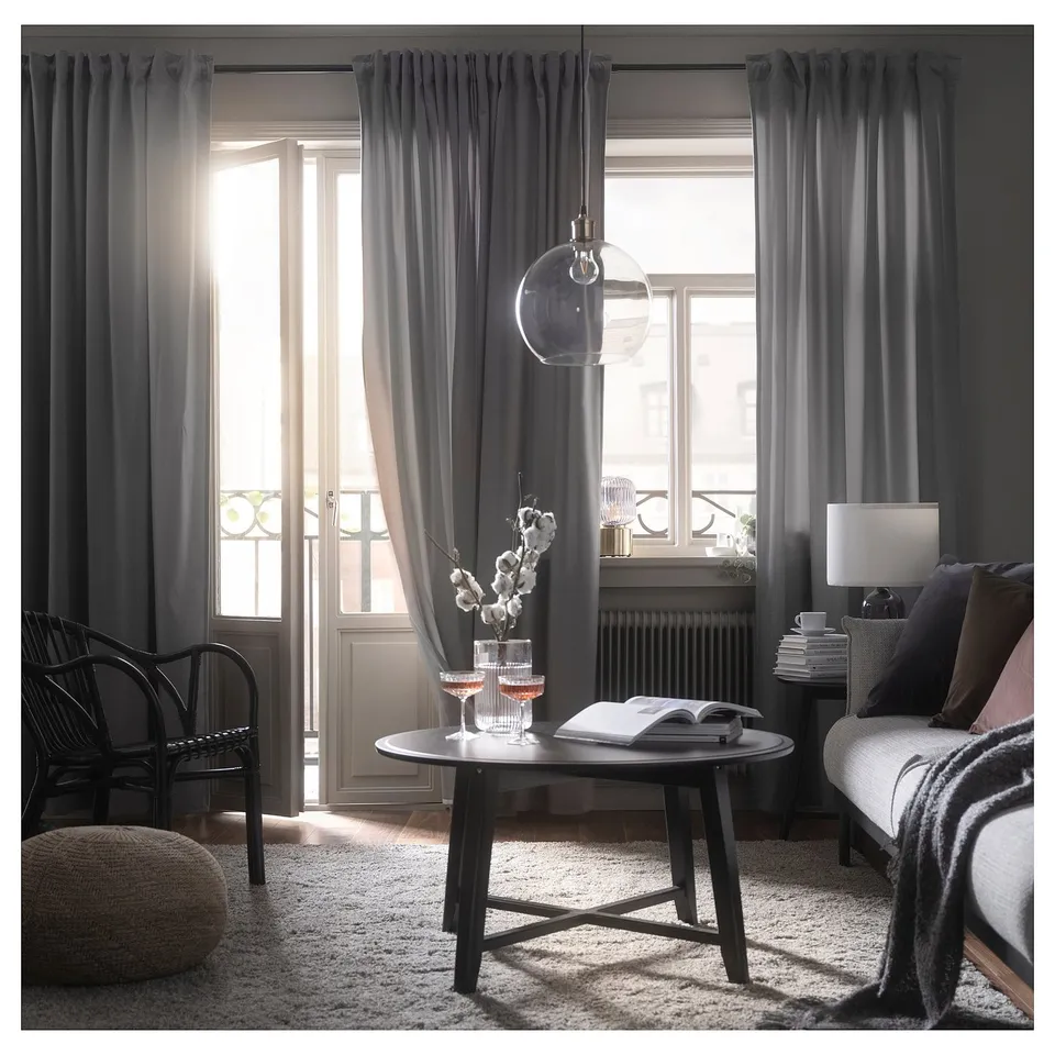 SANDSVINGEL in a room