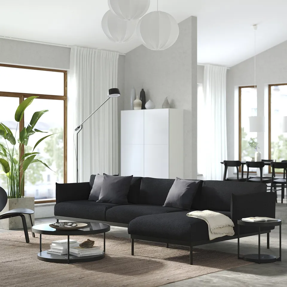ÄPPLARYD in a room