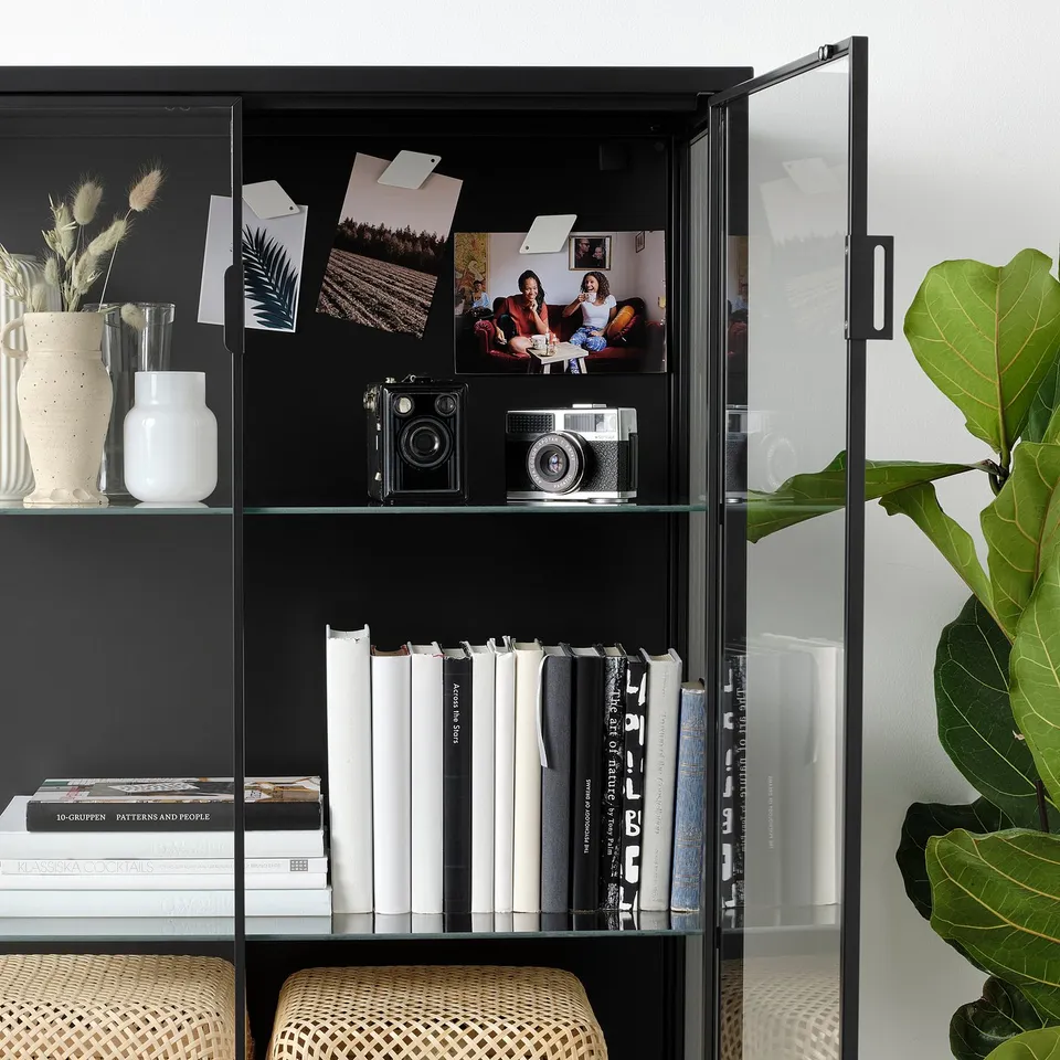 part: RUDSTA glass-door cabinet