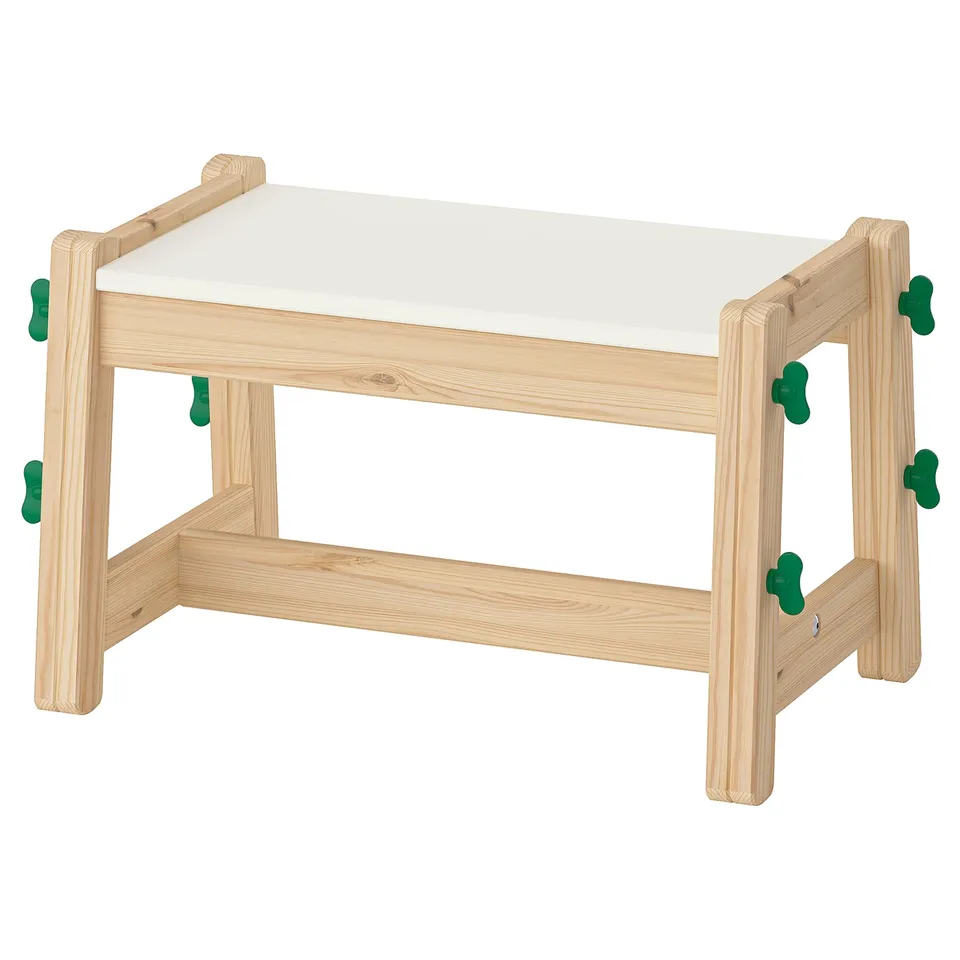 FLISAT adjustable wooden bench with three height settings, light wood colour, painted green plastic connectors.