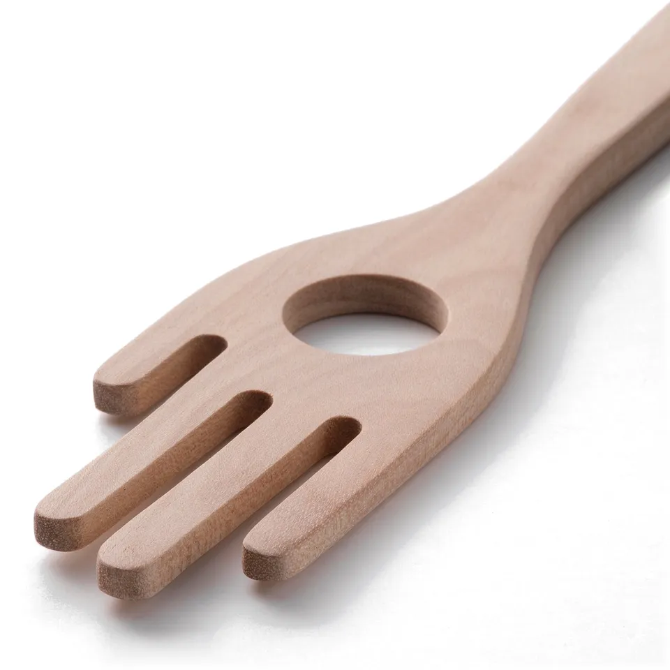 Wooden spaghetti server STRÅLFENA with hole and prongs, crafted from durable birch.