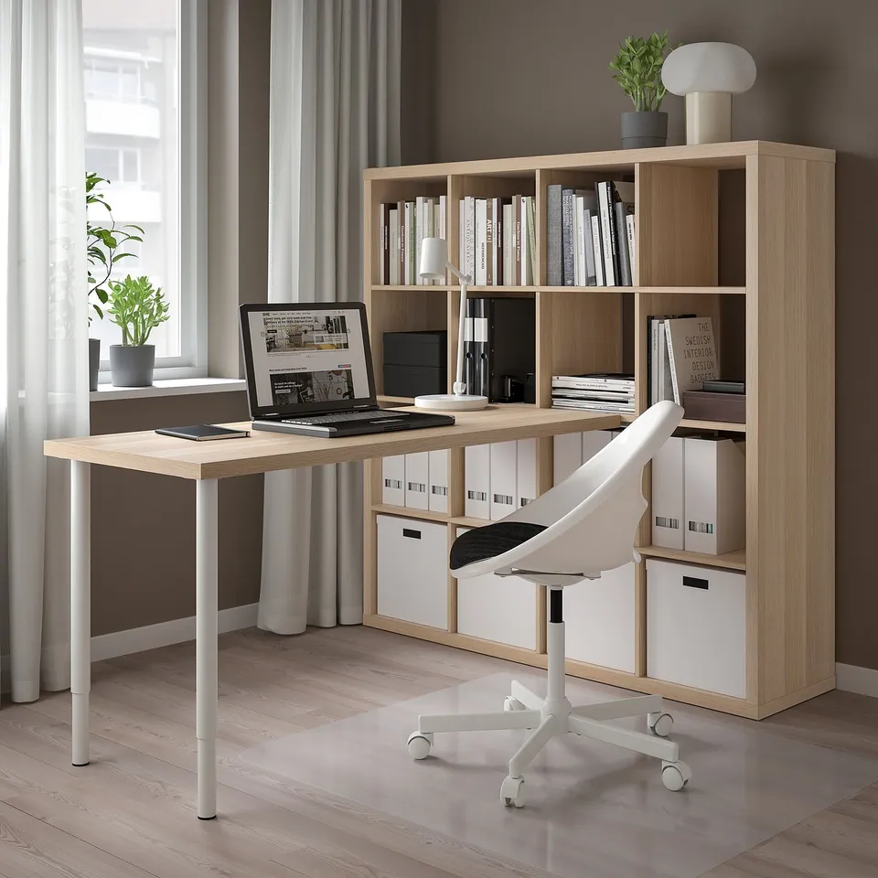 KALLAX / LAGKAPTEN in a room
