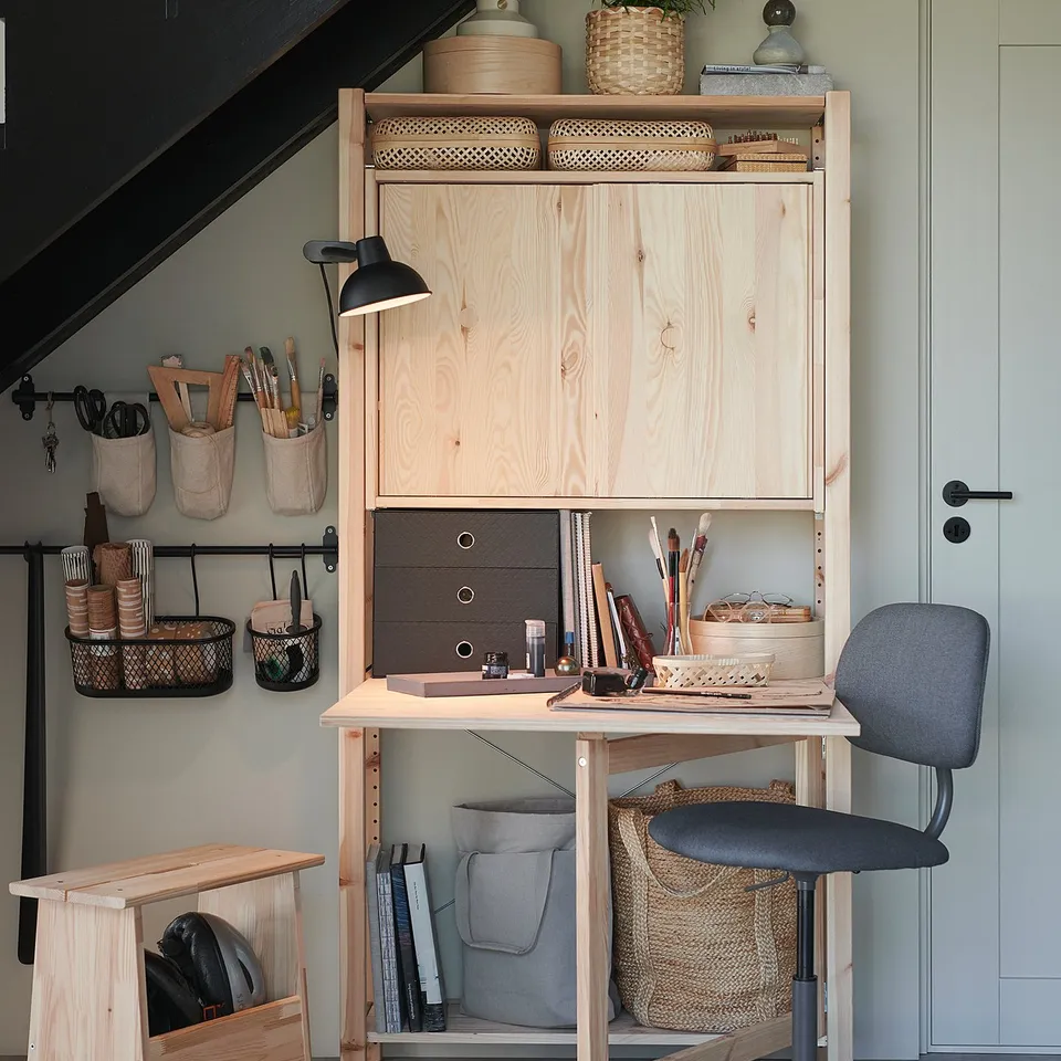 part: IVAR folding table
