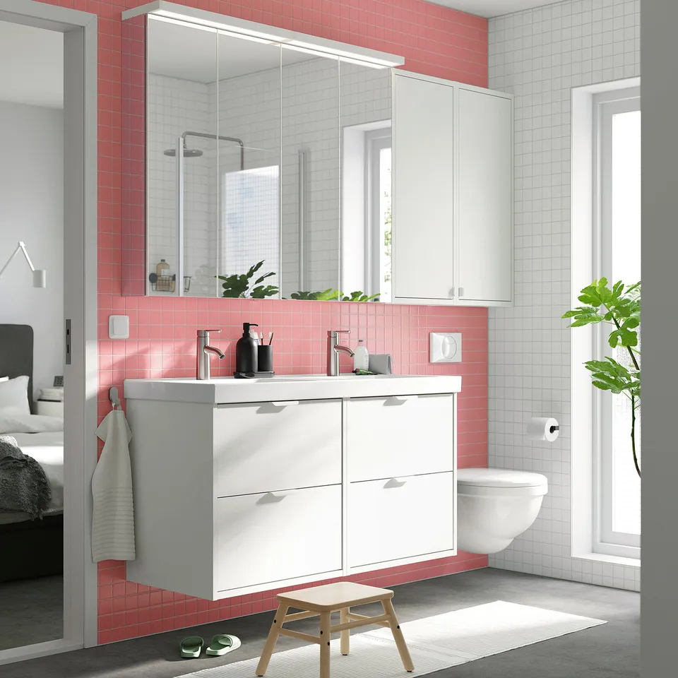 HAVBÄCK in a room
