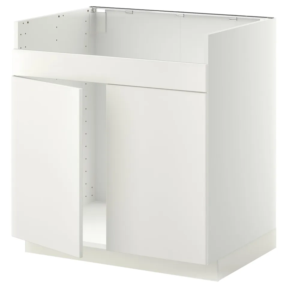 White METOD kitchen cabinet, sleek design, modern storage.