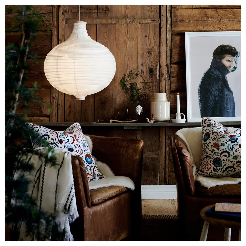 RISBYN / HAVSDJUP in a room