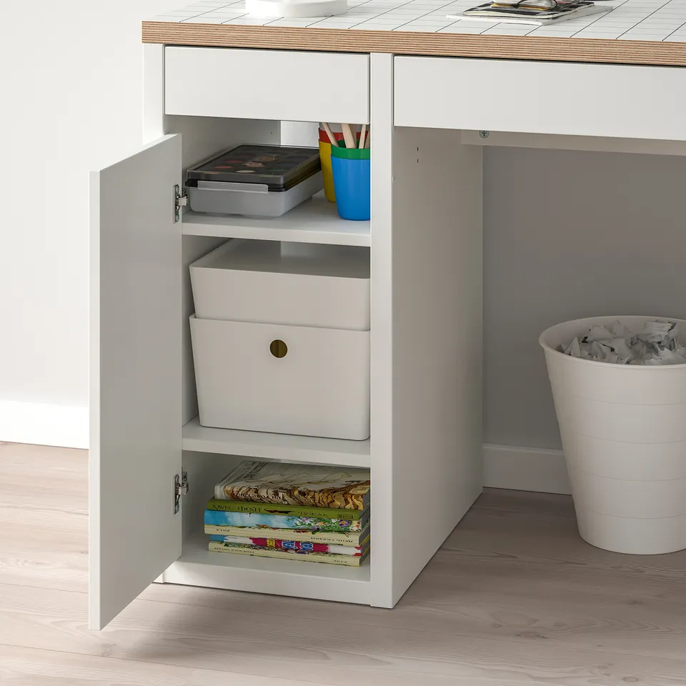 part: MICKE desk