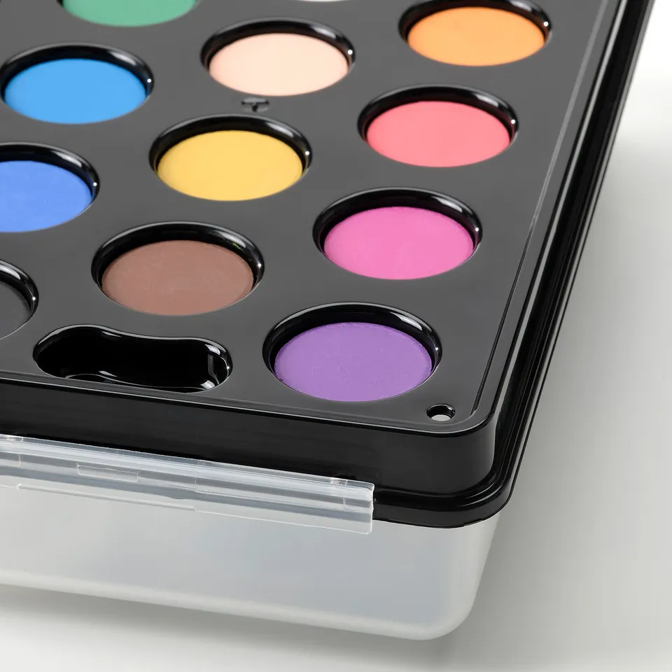 Colourful palette with various shades, high-quality brush holders, and a durable, organised case.