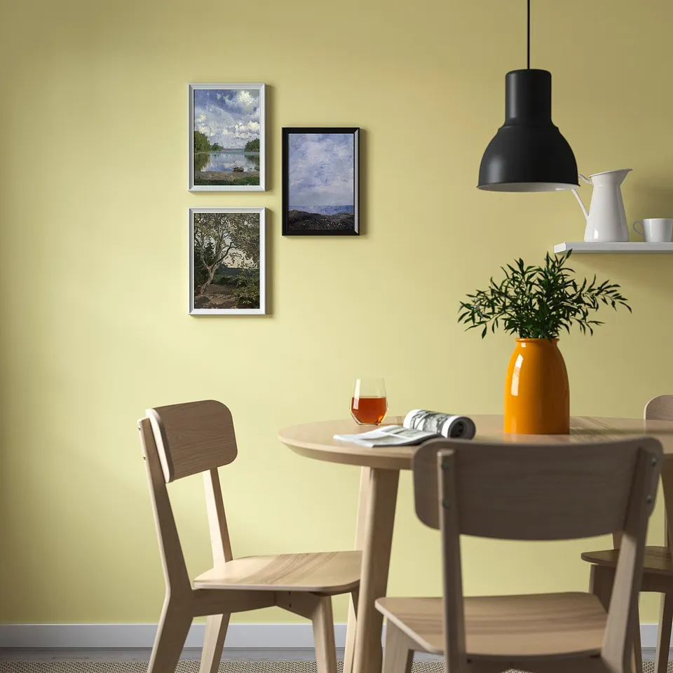 BILD in a room