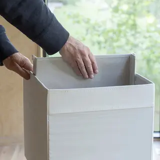 DRÖNA