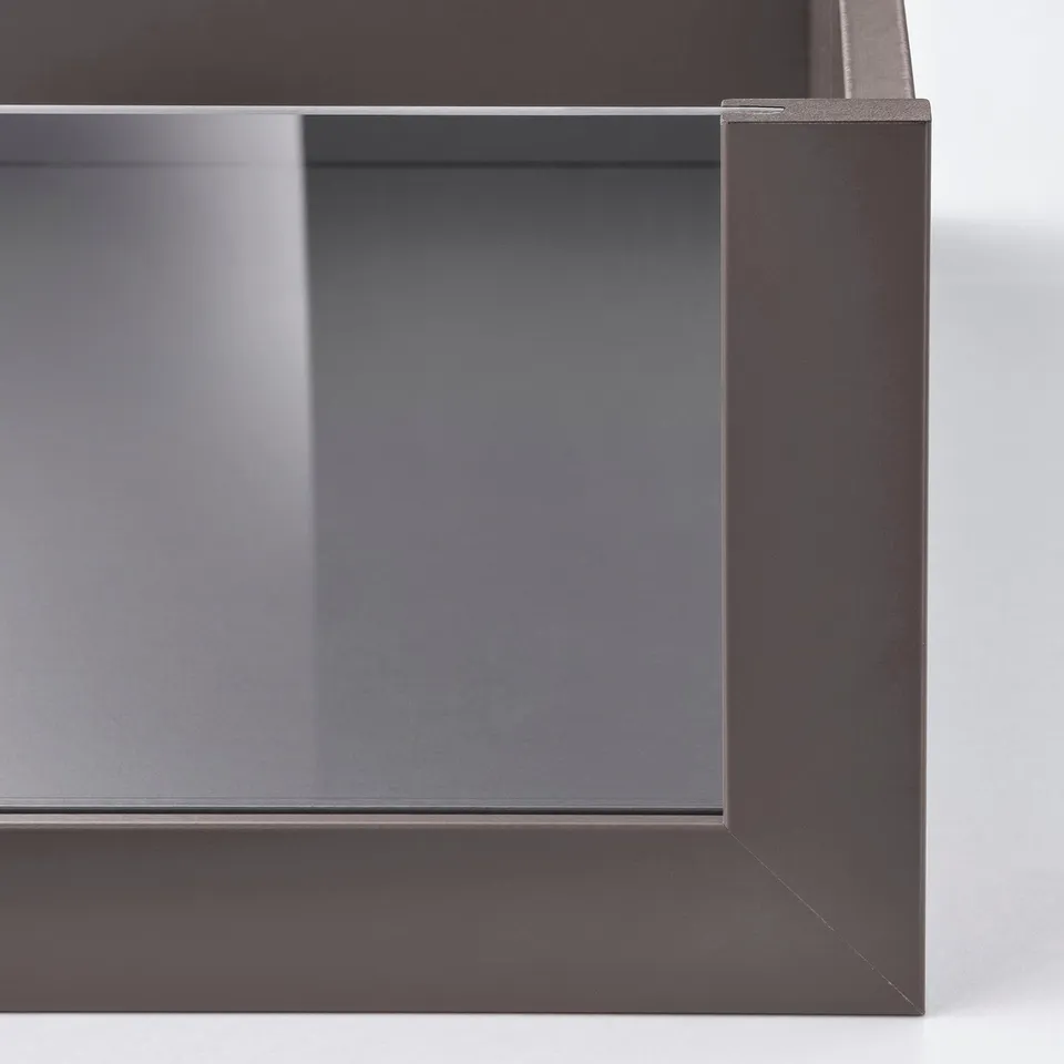Drawer reflecting light.