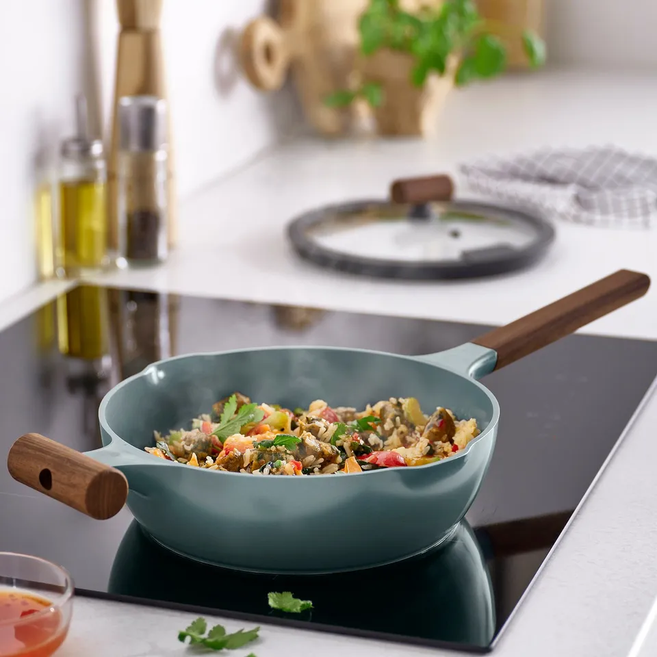 part: KLIPPFISK sauté pan with lid