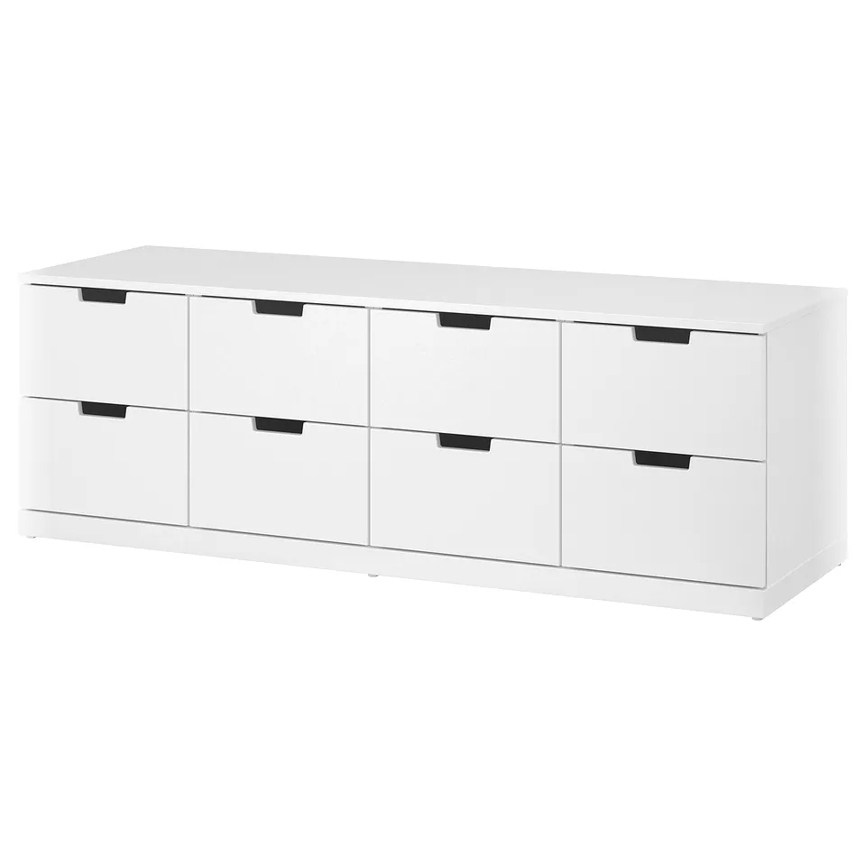 White NORDLI 6-drawer chest. Minimalist design for modern spaces, made from particleboard and fiberboard.