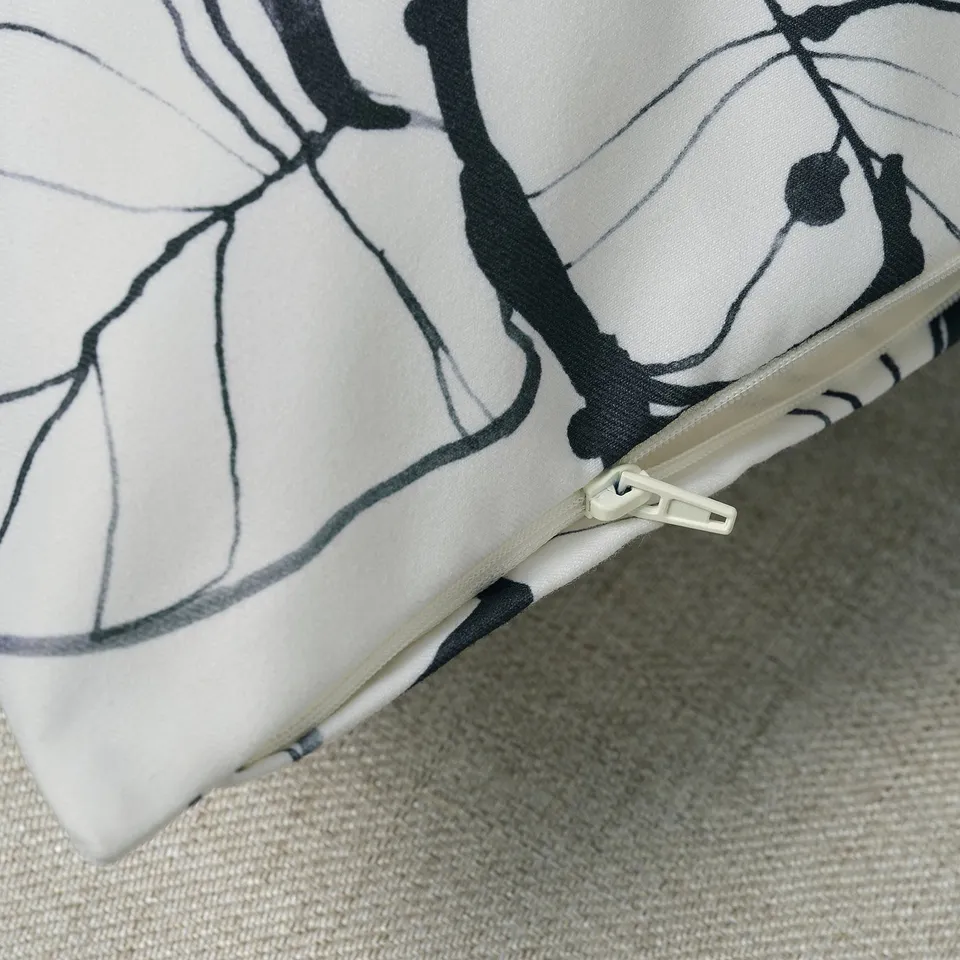 part: PELARKÖRSBÄR cushion cover