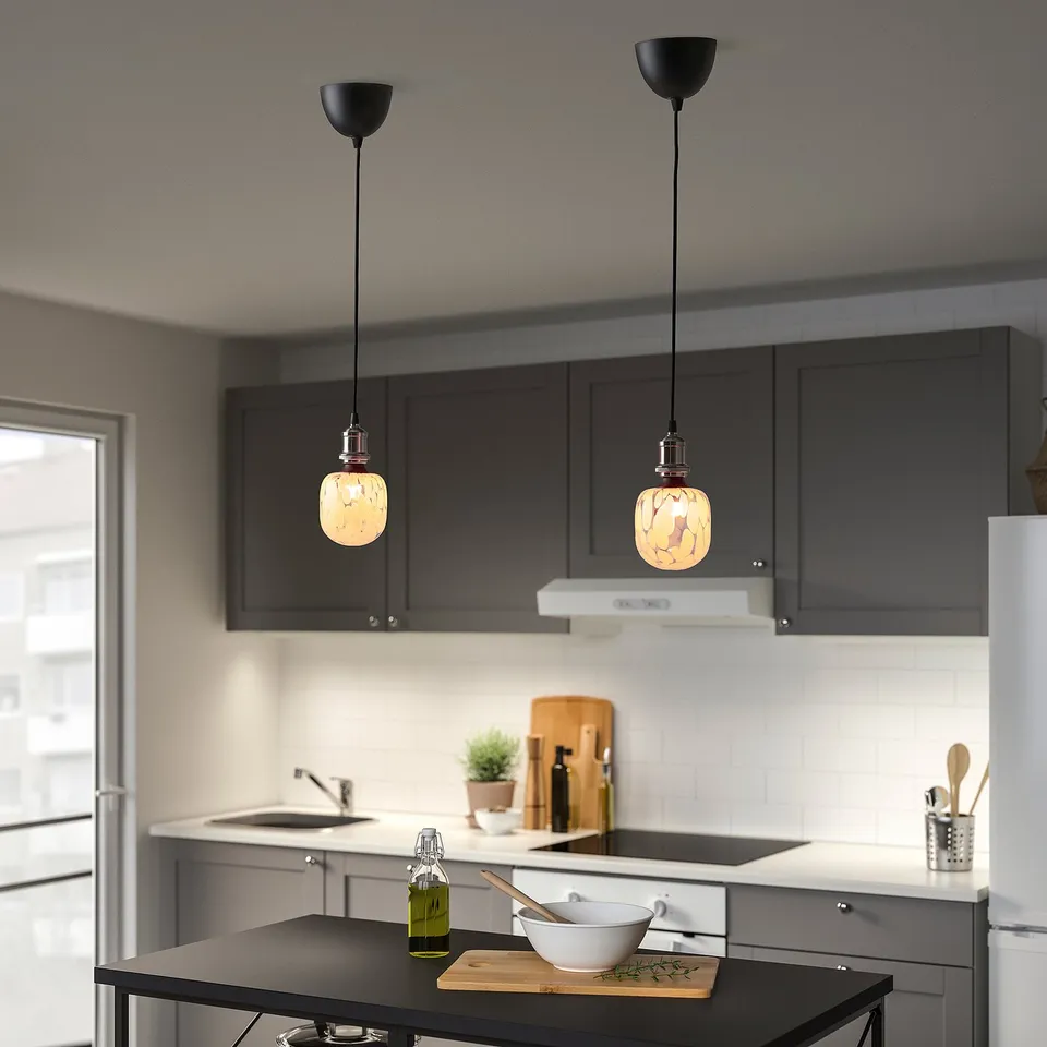 part: MOLNART LED bulb E27 240 lumen