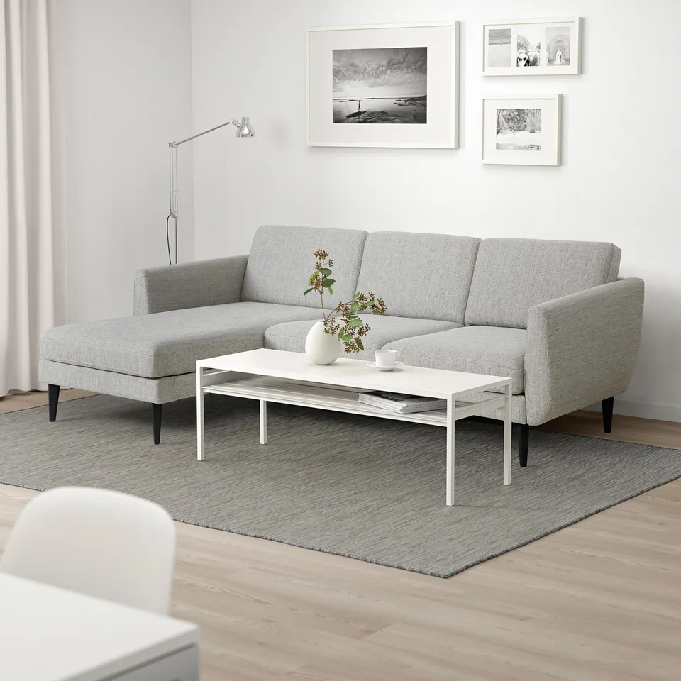 SMEDSTORP in a room