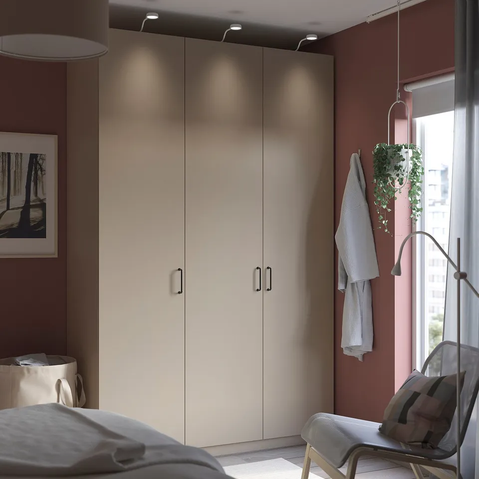 FORSAND in a room